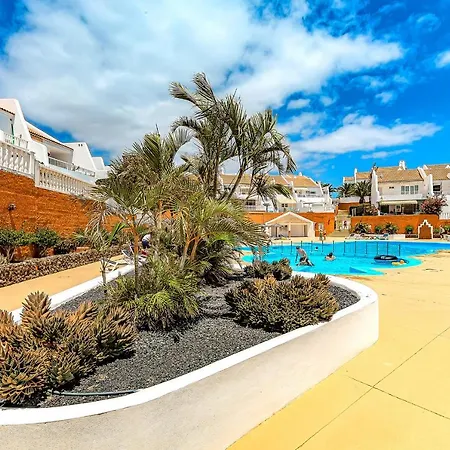 Club Helen , 256, Golf Del Sur Tenerife , España *